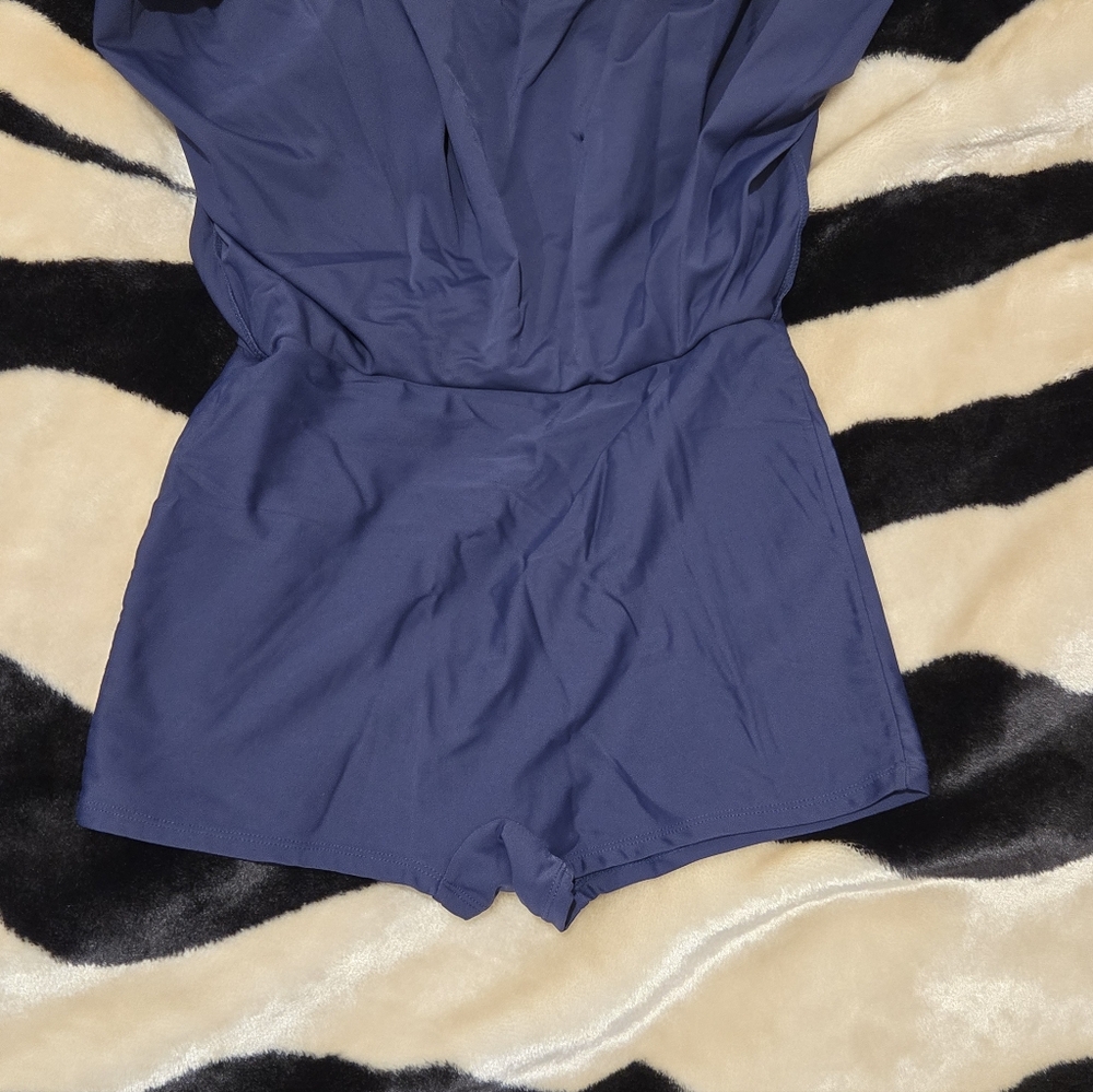 Womens Runched One Piece Swimdress - Picture 4 of 5